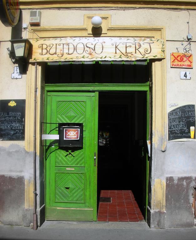 2Night Hostel Budapeszt Zewnętrze zdjęcie