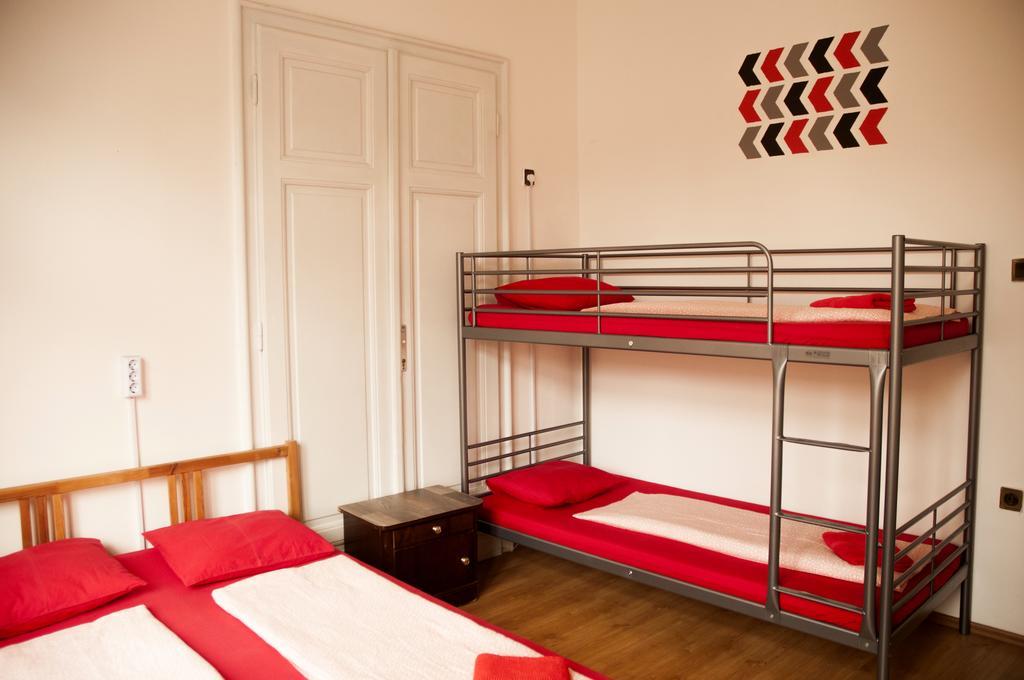 2Night Hostel Budapeszt Zewnętrze zdjęcie