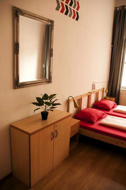 2Night Hostel Budapeszt Zewnętrze zdjęcie