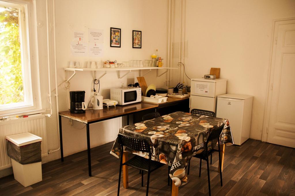 2Night Hostel Budapeszt Zewnętrze zdjęcie