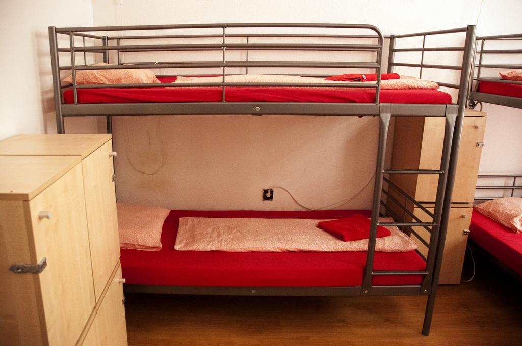 2Night Hostel Budapeszt Zewnętrze zdjęcie