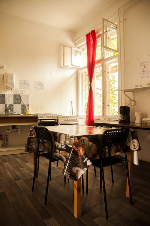 2Night Hostel Budapeszt Zewnętrze zdjęcie